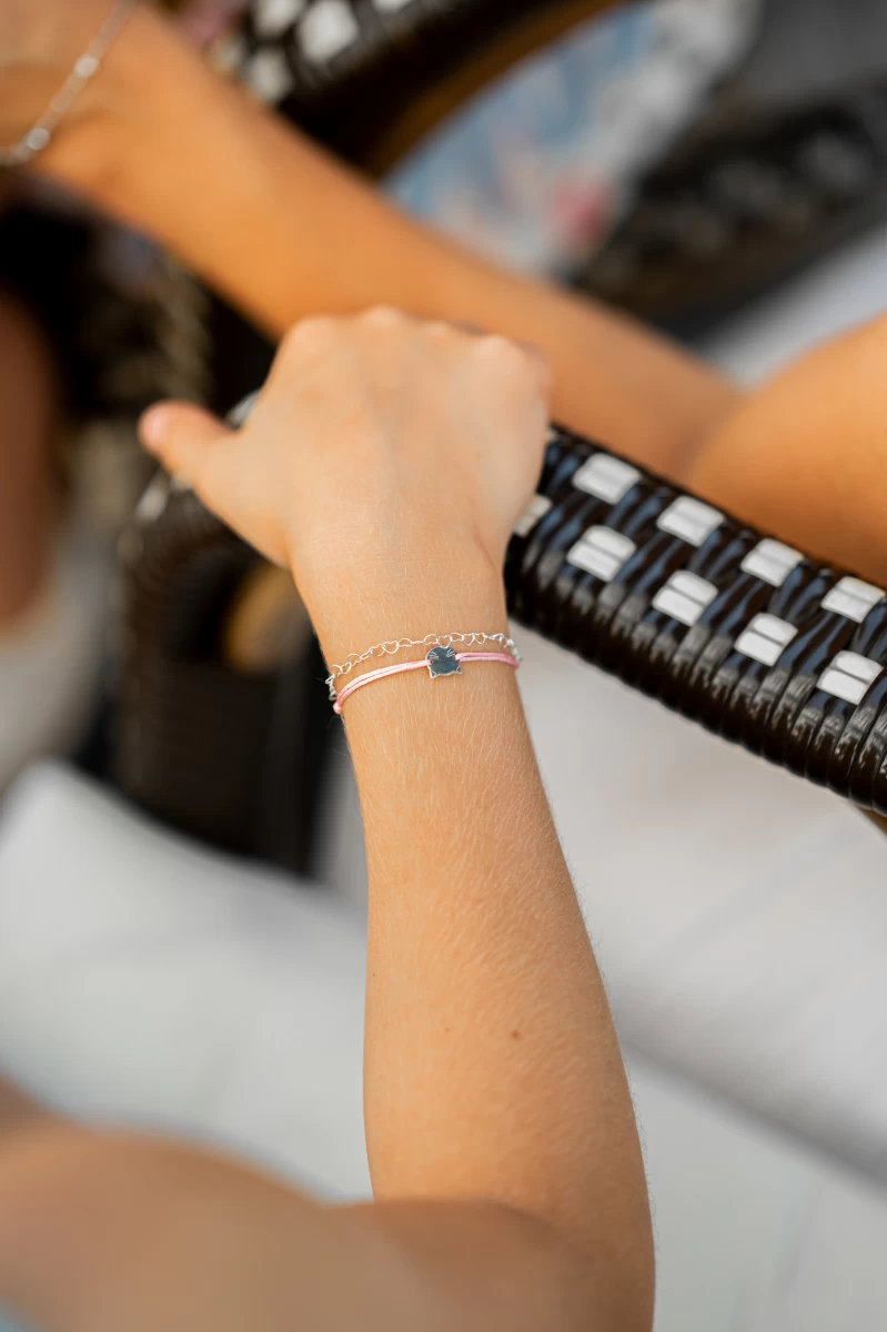 Cica Baby Vörös Arany 14K Fonalas Karkötő