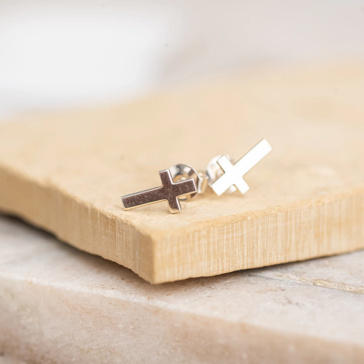 Vastag Kereszt Ezüst Fülbevaló